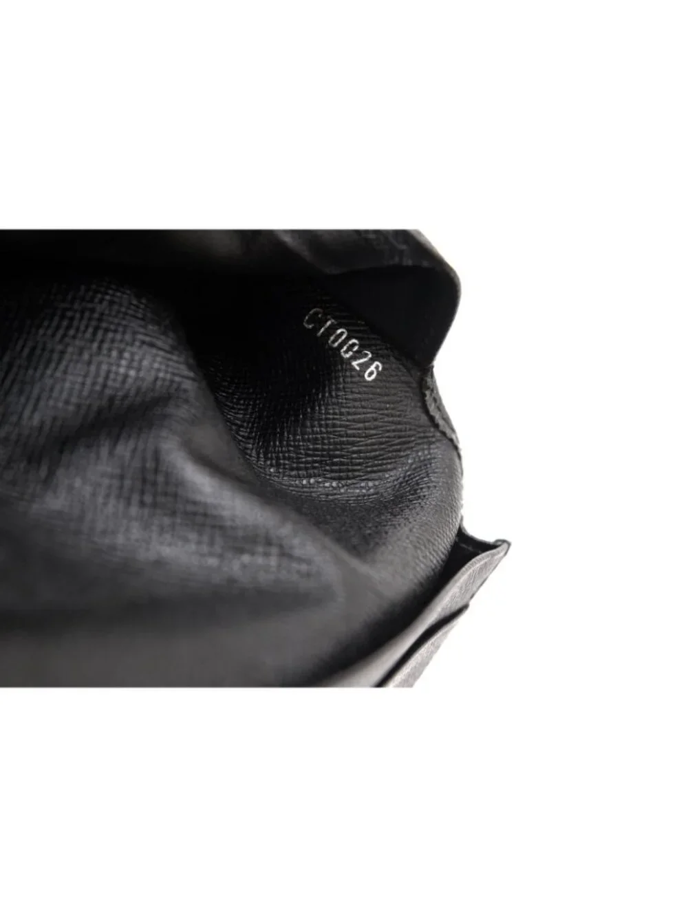 Louis Vuitton Wallet Leather Black Taiga Porto Cartes Credit No Coin Purse